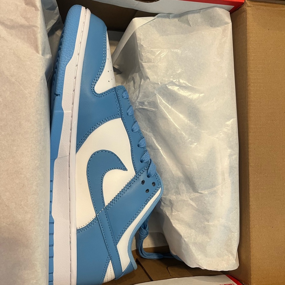 Dunk Low 'University Blue' Size 11.5 - Picture 3 of 4